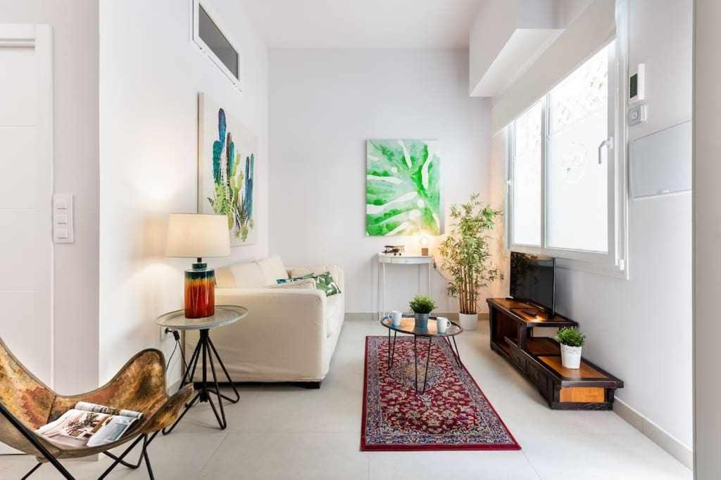 Monkeys Apartments Pinoloft Nuevo Torneo Севиля Екстериор снимка